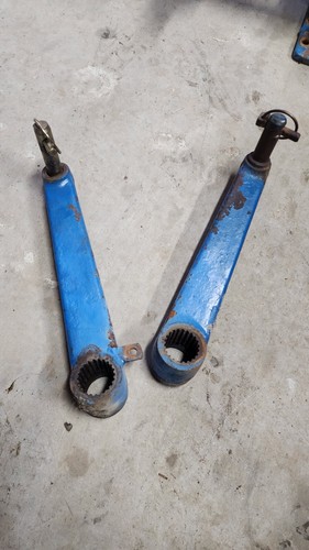 Ford Compact Tractor Upper Lift Arms 1300, 1310, 1500, 1510, 1700, 1710 , 1900 - Picture 13 of 13