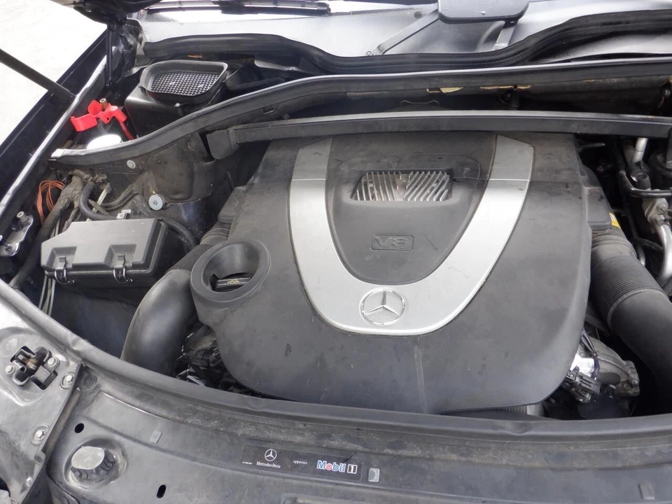 Compresor de aire acondicionado usado se adapta a: Mercedes-benz Mercedes clase gl 164 2007 tipo ML350 ga Foto 2 de 4