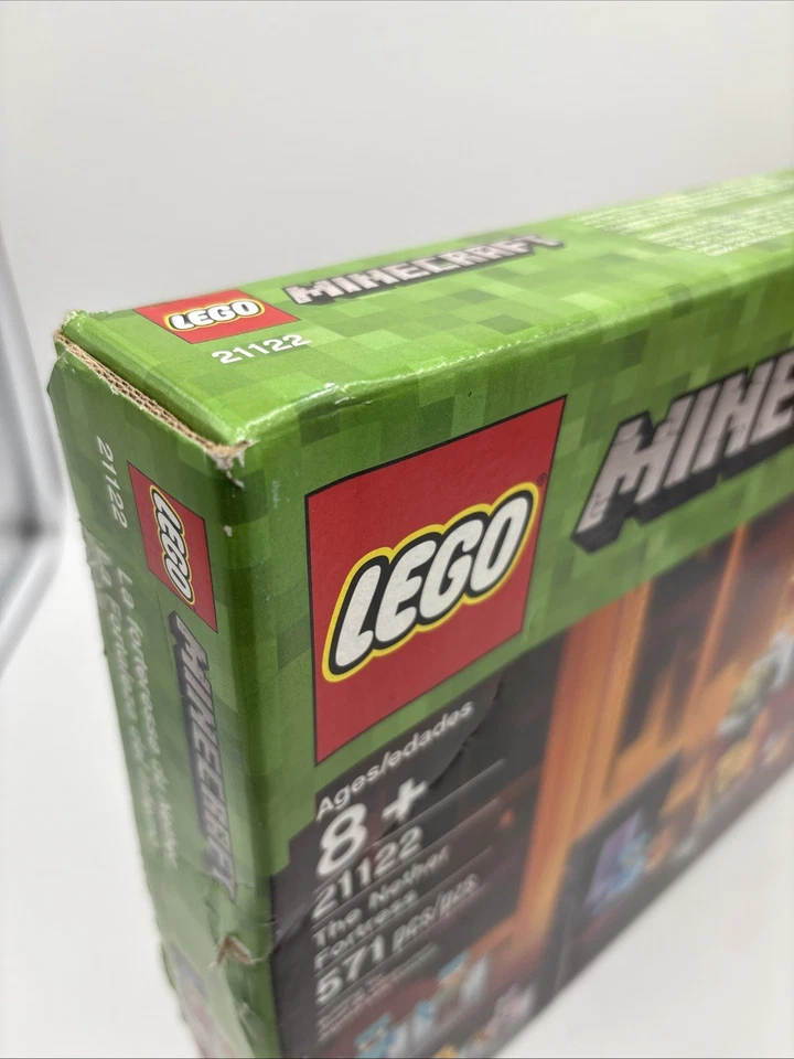 乐高 Minecraft: The Nether Fortress (21122) 全新未拆封(盒损坏)已停产 — 第 4/4 张图片