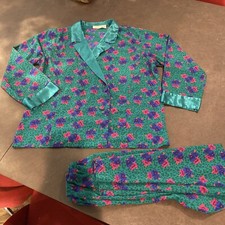Victoria  s Secret Gold Label Sz. L Pajama Set Satin Floral Silky Vintage Double