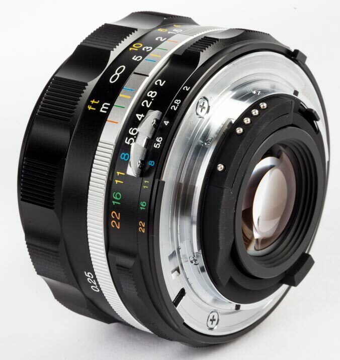 Voigtländer Ultron 40 mm F/2 Aspherical SL IIS Lens for sale Voigtländer Ultron 40 mm F/2 Aspherical SL IIS Lens for sale