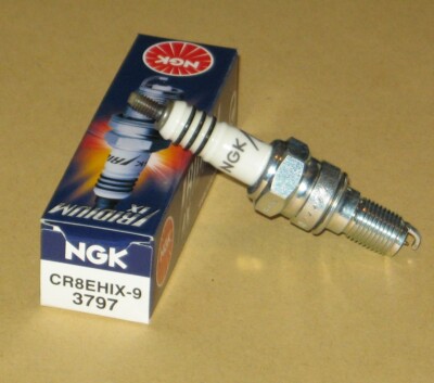 Zündkerze NGK Iridium für Honda FJS 600 A Silver Wing  Bj. 2001-2016