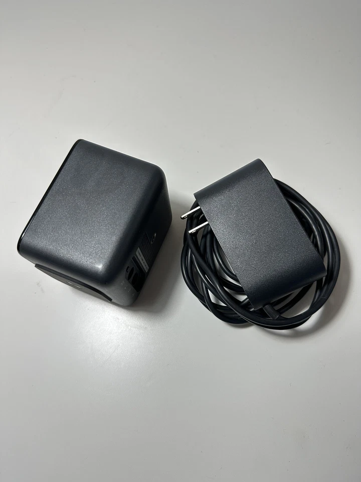 HTC Vive VR Base Station 1.0 Lighthouse + Power Adapter - Tested - Image 2 of 4