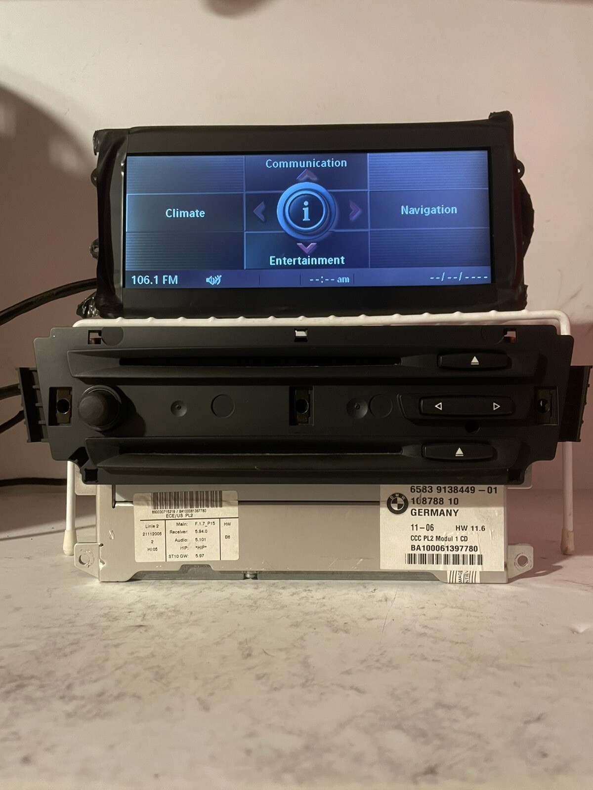 BMW OEM E90 E92 325 328 330 335 RADIO NAVIGATION CCC HEADUNIT NAV GPS 06-07 2