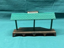 Plasticville Freight Platform