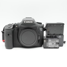 MINT Canon EOS 7D DSLR Camera Body Only  806