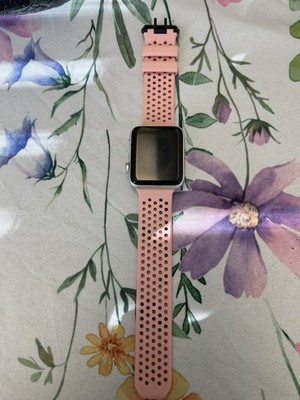 Apple Watch Series 3 38mm Silver Aluminum, GPS, Heart Rate Monitor