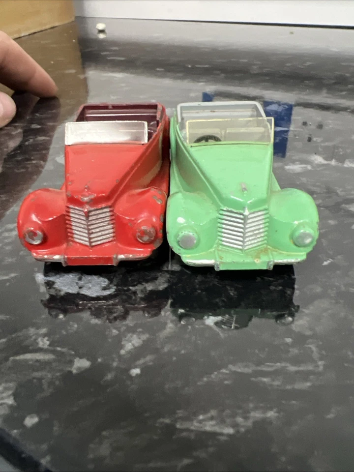 Vintage Dinky Toys A Pair Of Armstrong Siddeley Cars - Image 2 of 4