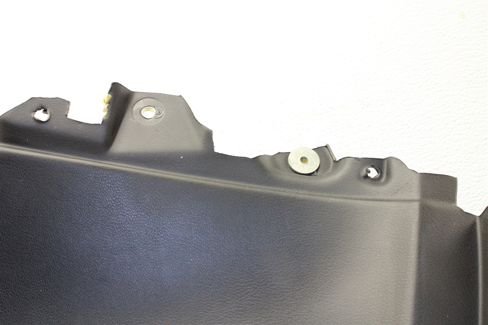 2013 Maserati GranTurismo Coupe Rear Right Quarter Panel Trim Cover 08-13