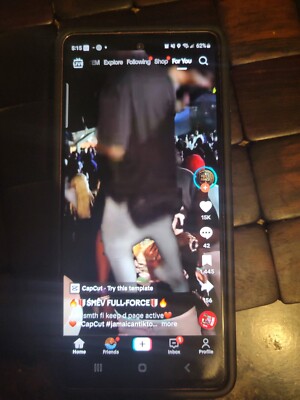 Phone With Tik Tok Galaxy s20 FE- 128 GB - Green (Unlocked)