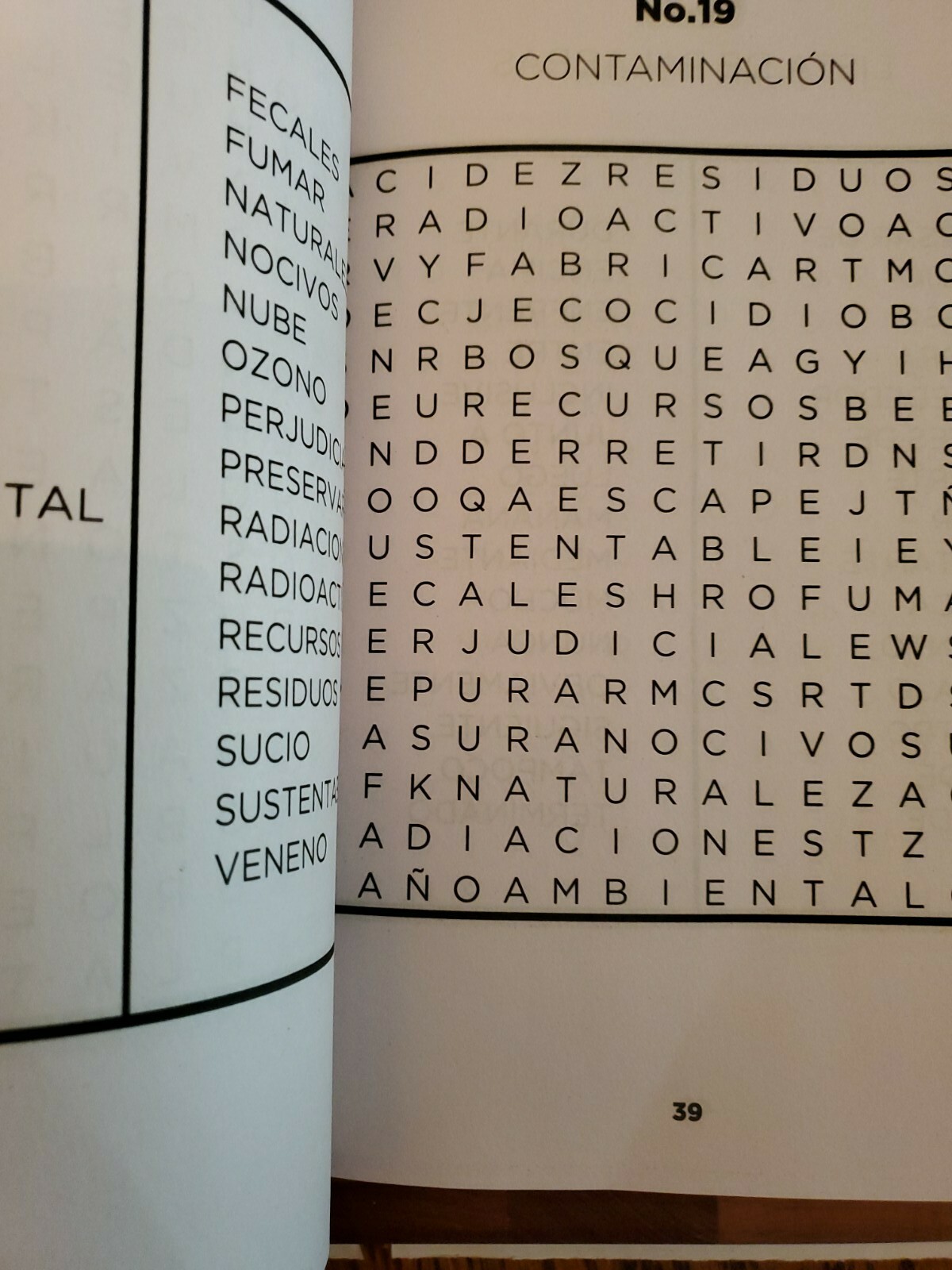Spanish Word Search Puzzle 2 Book Lot Sopas De Letras Gran Formato For Sale Online Ebay