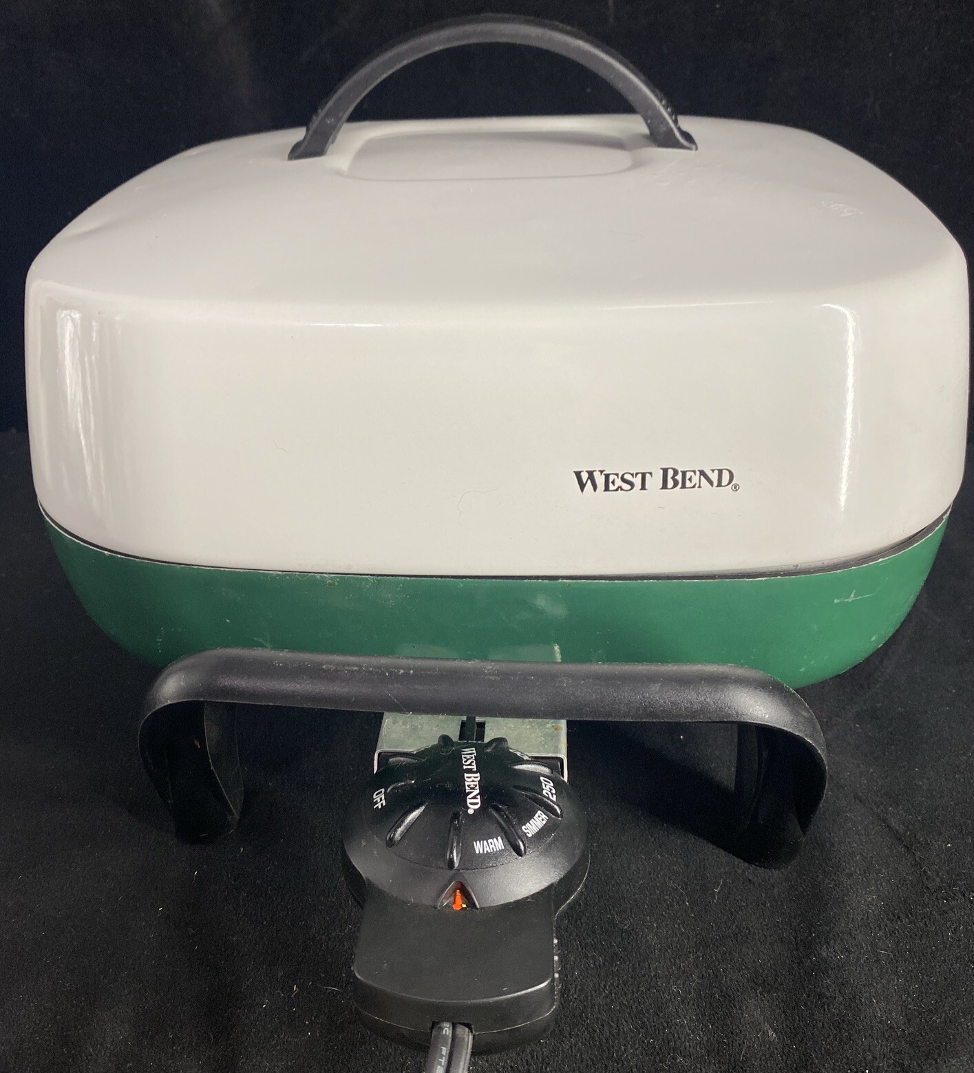 West Bend 12” Electric Skillet Aluminum immersible Green, White Working
