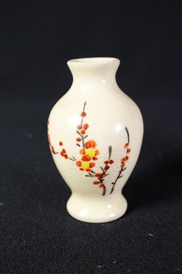 2 Vintage Miniatire Ceramic Bud Vases Japanese Flowers Iridescent