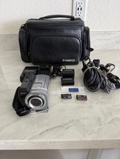 Sony Handycam DCR-SR85 - 60gb HDD/25x Optical Zoom W/BATTERY and accessories