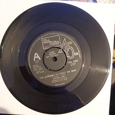 Sisters Love -im learning to trust my man-tamla motown  TMG 1002 Demo  Near Mint