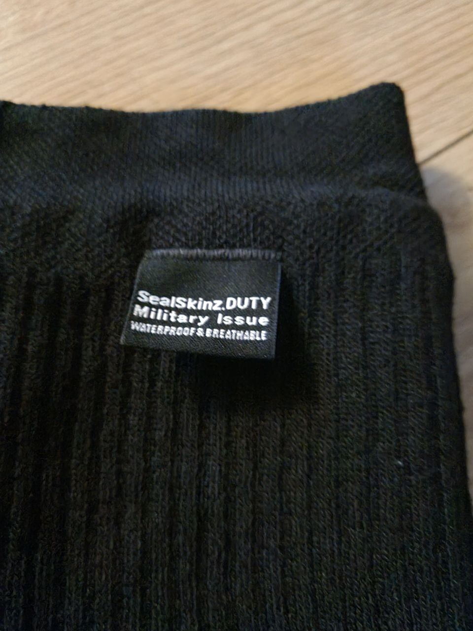 SEALSKINZ BRITISH ARMY WATERPROOF MVP BLACK /OlIVE COMBAT KNEE LENGTH