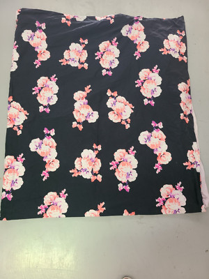 Victoria's Secret PINK ''Black w/Bright Roses'' King Duvet
