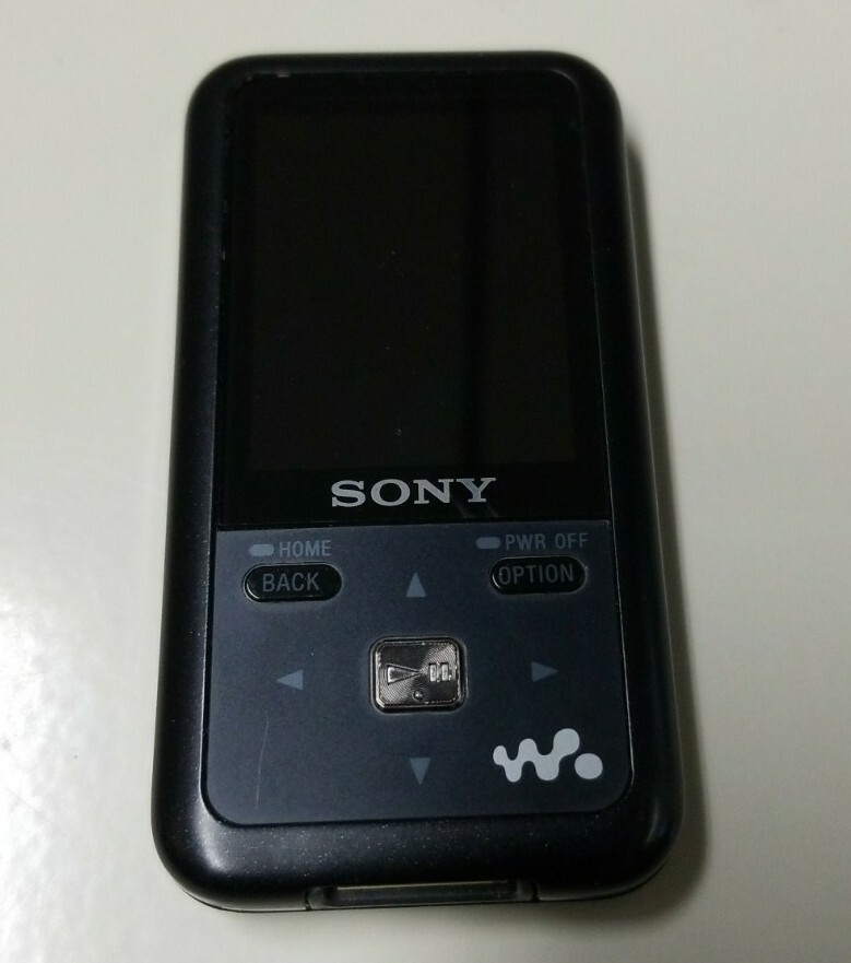 Sony Walkman NWZS616F Black ( 4 GB ) Digital Media Player No Charger