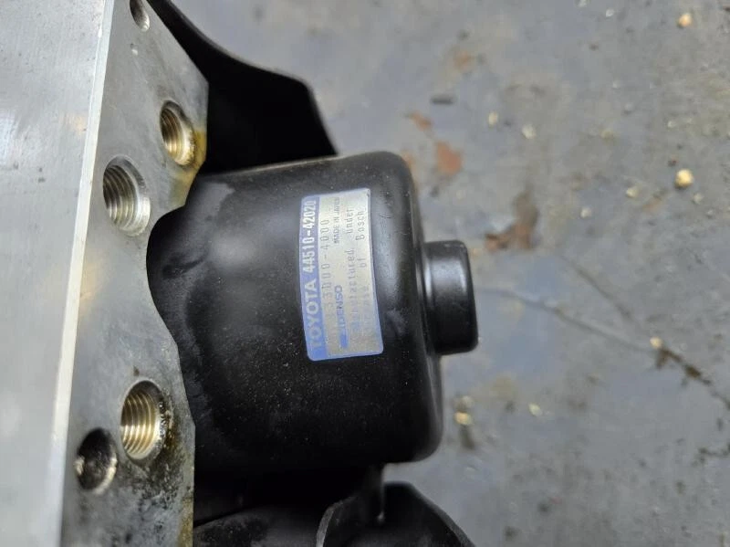 Fits 1996-2000 Anti-Lock Brake Part Actuator And Pump Assembly RAV4 (For: 2000) - Image 2 of 4