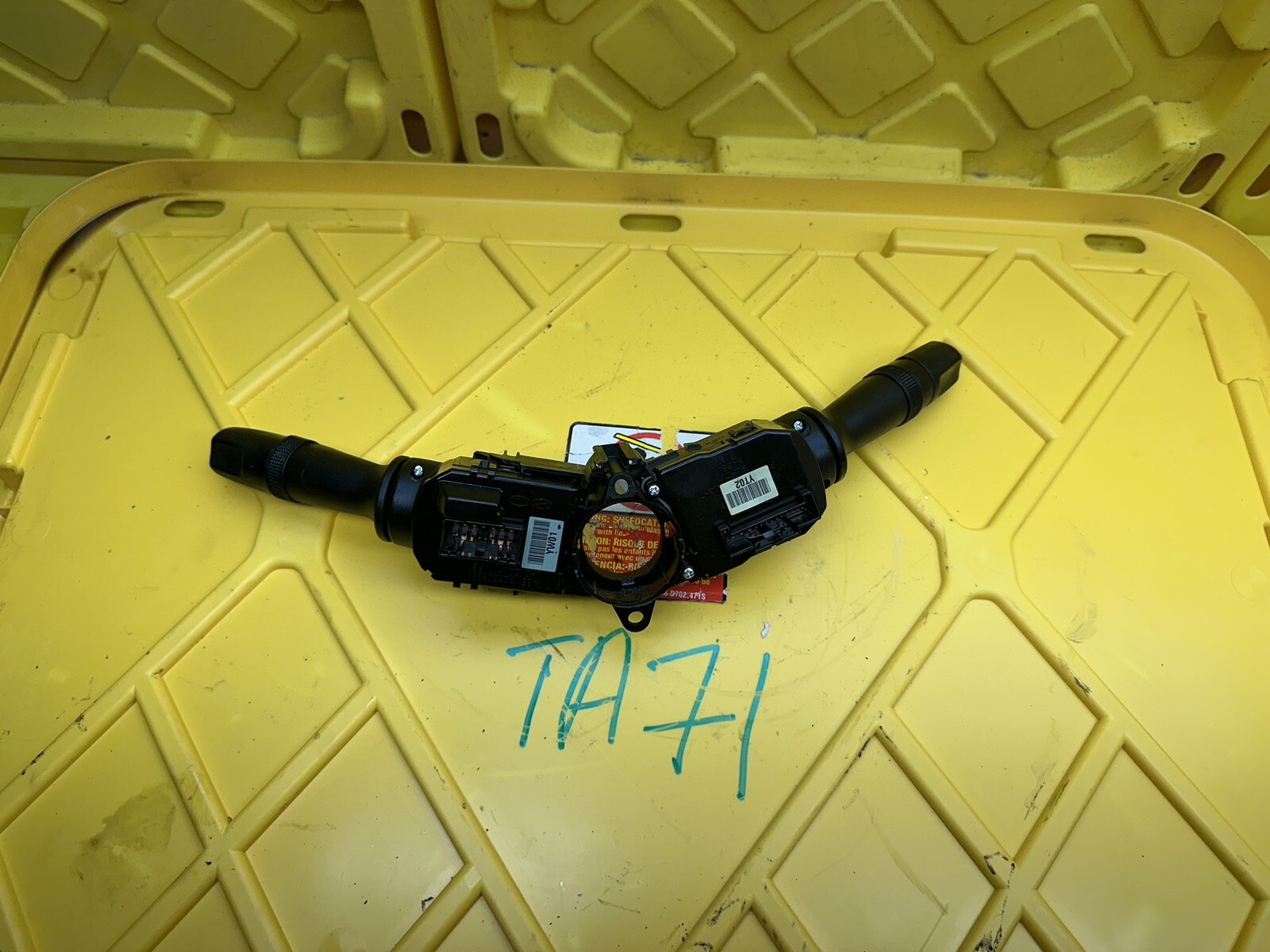 11 Hyundai Sonata Windshield Wiper TURNSIGNAL Column Head Light 