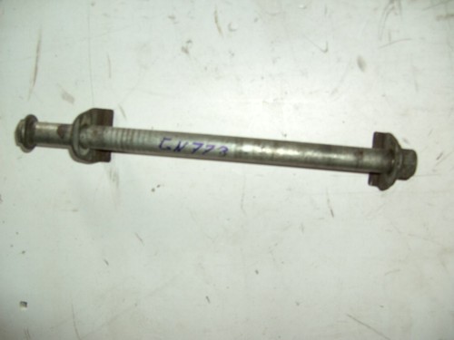 Hinterradachse, Radachse hinten, Suzuki GSF 600 GN77B