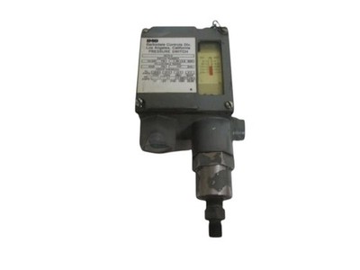 IMO 9675-0 PRESSURE SWITCH  UNMP