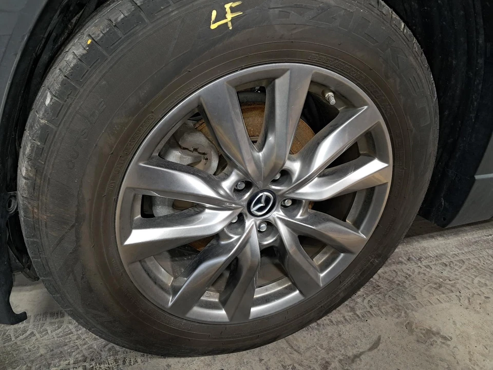 Espejo retrovisor interior delantero central usado se adapta a: Mazda CX-9 2019 con millas sin marco Foto 4 de 4