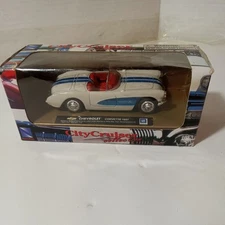 White Blue 1957 Chevrolet Corvette 1/43 Scale Diecast New Ray City Cruiser