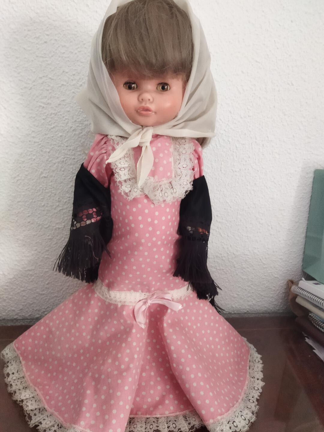MUÑECA FAMOSA ANTIGUA MADRILEÑA CHULAPA CASTIZA