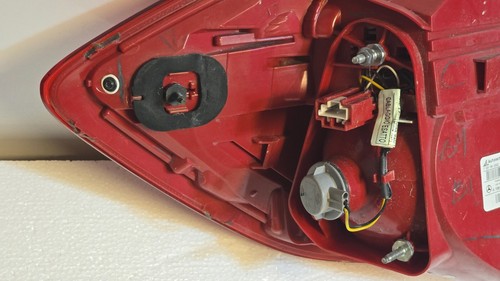 RIGHT REAR OUTER TAILLIGHT LIGHT LAMP FOR 2013-2016 MERCEDES-BENZ GL550 / GL450 - Foto 6 di 8