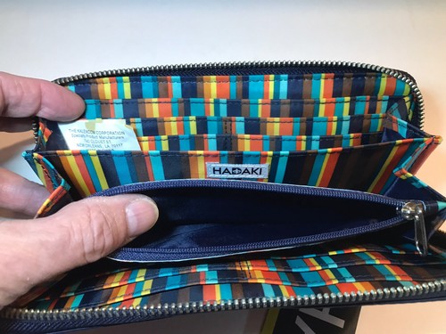 HADAKI Money Pod Large Wallet in Dark Blue Red Trim Multi-color Interior NWT - Picture 11 of 11