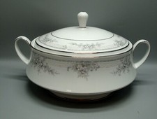 Noritake SWEET LEILANI Round Covered Vegetable Bowl