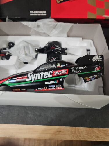 ACTION 1:24 DIECAST FUNNY CARS 1998 MUSTANG CASTROL SYNTEC TONY PEDREGON 1 /1200 - Picture 3 of 11