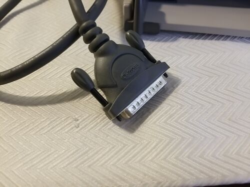 Hewlett Packard DeskJet 812C, Parallel & USB - Powers On, Needs Ink - Picture 9 of 12