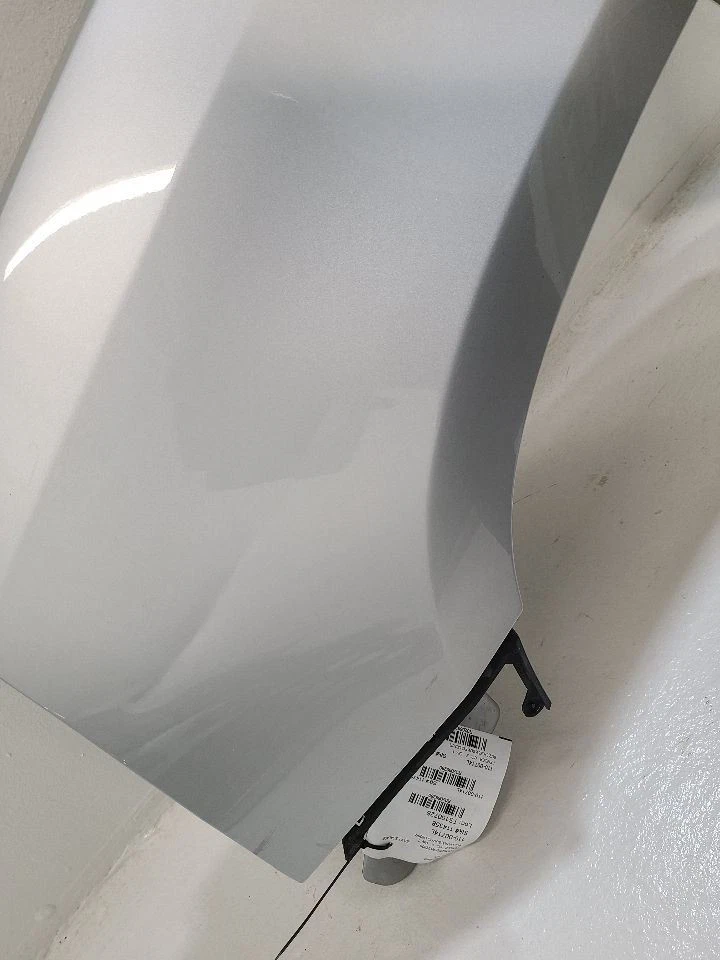 2007 - 2014 CADILLAC ESCALADE Driver Left Fender Foto 3 de 4