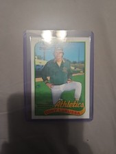 1989 Topps - Team Checklist Tony LaRussa #224