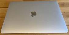 MacBook Air 13“ 2019, 8GB RAM, 128GB SSD, Guter Zustand +Ladegerät
