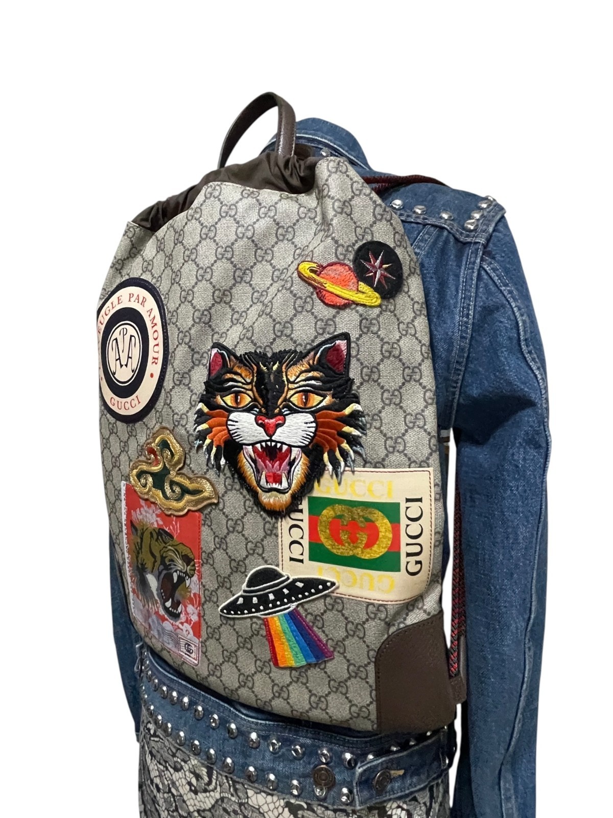 GUCCI Soft GG Supreme Monogram Drawstring Backpac… - image 4