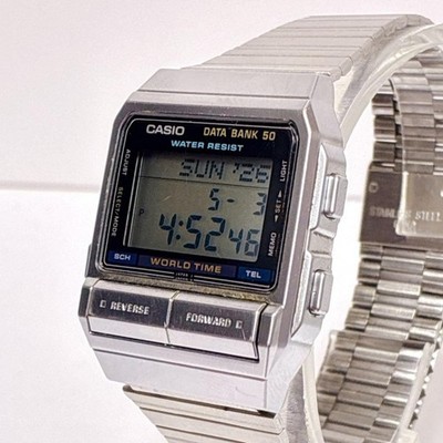 Rare, working Casio Databank DB-520 vintage wristwatch.