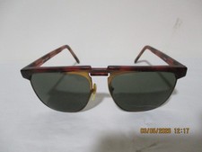 Vintage Opti-Ray Sunglasses Two-Tone Frames Metal Rim Green Lens Taiwan