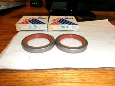 TWO ALLOY (USA) 7562  OIL SEALS (NATIONAL 331227H) =$17.98=$8.99 EA.= FREE SHIP