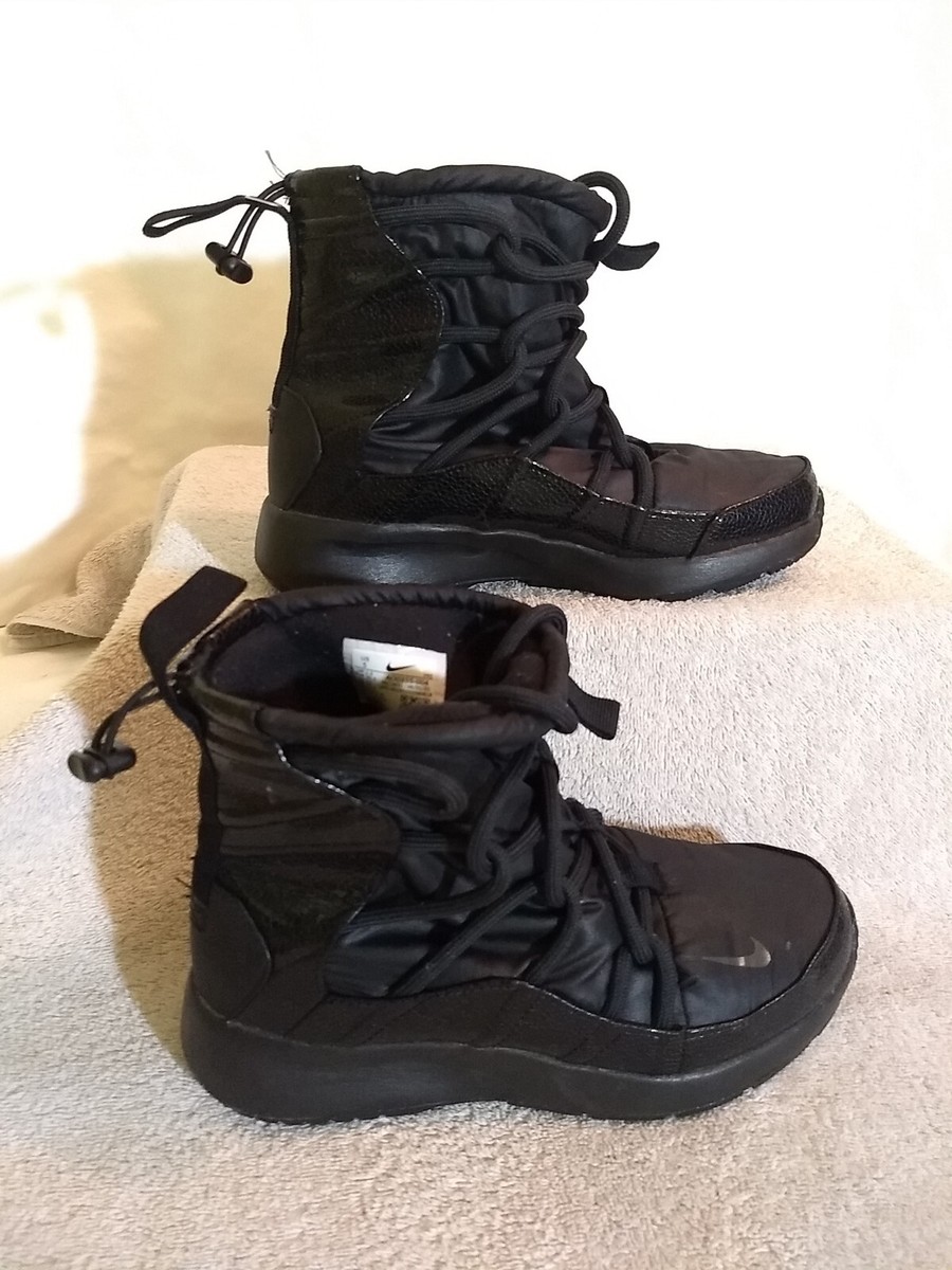Nike WMNS Tanjun High Rise Boots 'Triple Black' (AO0355-004), Size:  #ZZ23+13