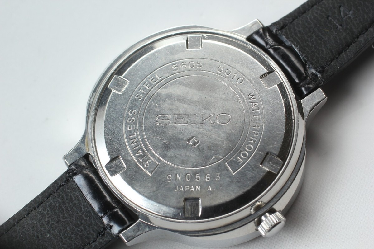 Vintage SEIKO Lord Matic 5605-5010 Oval White Dial Automatic Men
