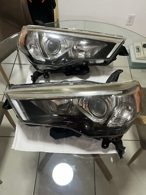 Set Of 2 2014-2020 Toyota 4Runner Right & Left Headlights Halogen