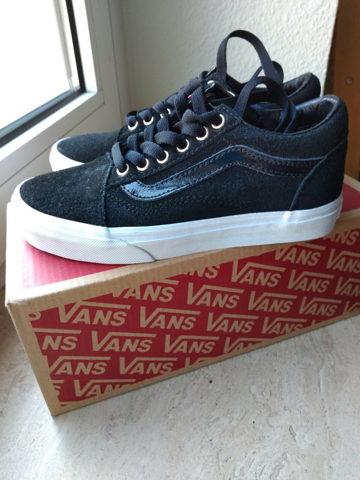 vans gr 32