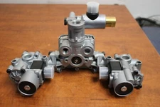 Meritor Wabco 4725002210 Axle Brake Relay Valve Assembly