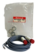 2 NEW HONEYWELL 926AB3W-A9T / 926AB3WA9T PROXIMITY SWITCHES W/ HARDWARE