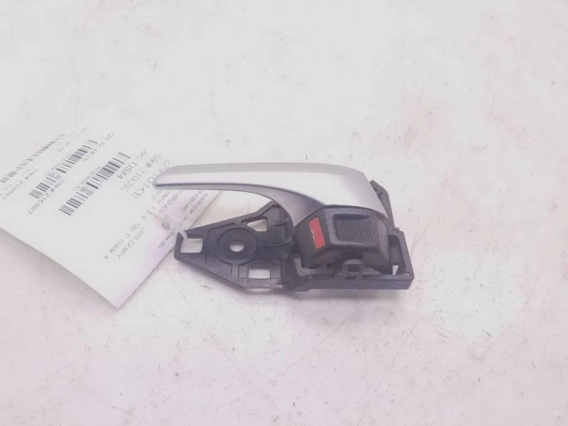 Toyota Camry 2015 lado del conductor interior delantero panel de puerta montaje  Foto 4 de 4