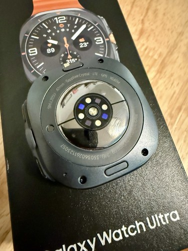 Samsung Galaxy Watch Ultra 47 mm LTE gris titane 2024 - Photo 5 sur 5