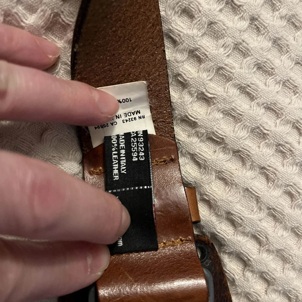 Cinturón de cuero estilo hawaiano Diesel y cinturón de cuero colorido bordado sin marca Foto 4 de 4